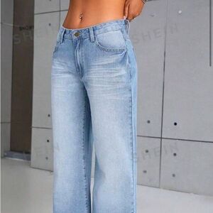 Low rise jeans new with out tags